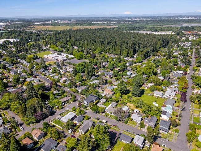 Building Photo - 9648 N Central St