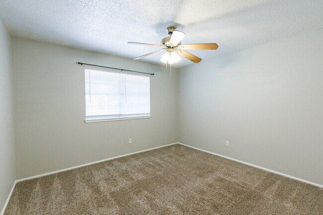 Building Photo - Wonderful 3/2/2 in Lubbock, TX!