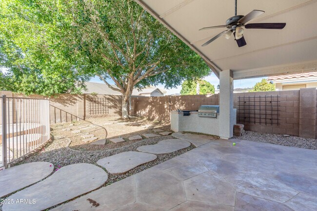 Building Photo - 3128 W Adobe Dam Rd