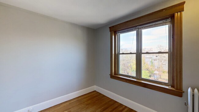 Building Photo - 99 Hancock St