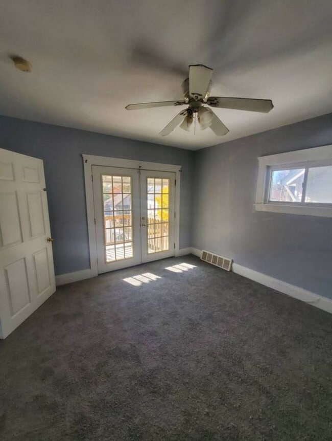 Building Photo - 7126 Camden Ave