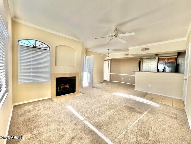 Building Photo - 15095 N Thompson Peak Pkwy