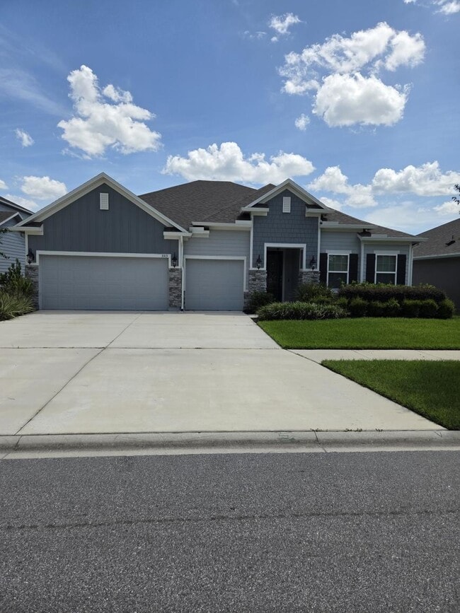 Building Photo - 4 bedroom in Green Cove Springs FL 32043