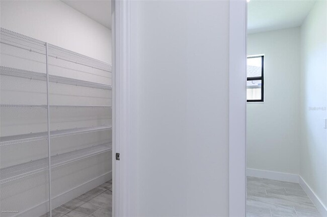 Building Photo - 9445 Galaxie Cir