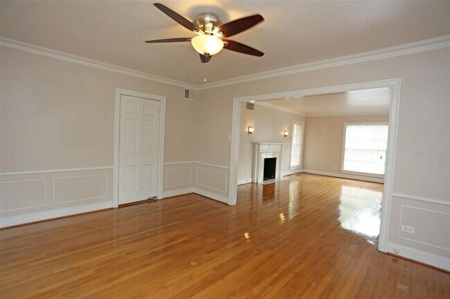 Building Photo - 5625 Jackson St