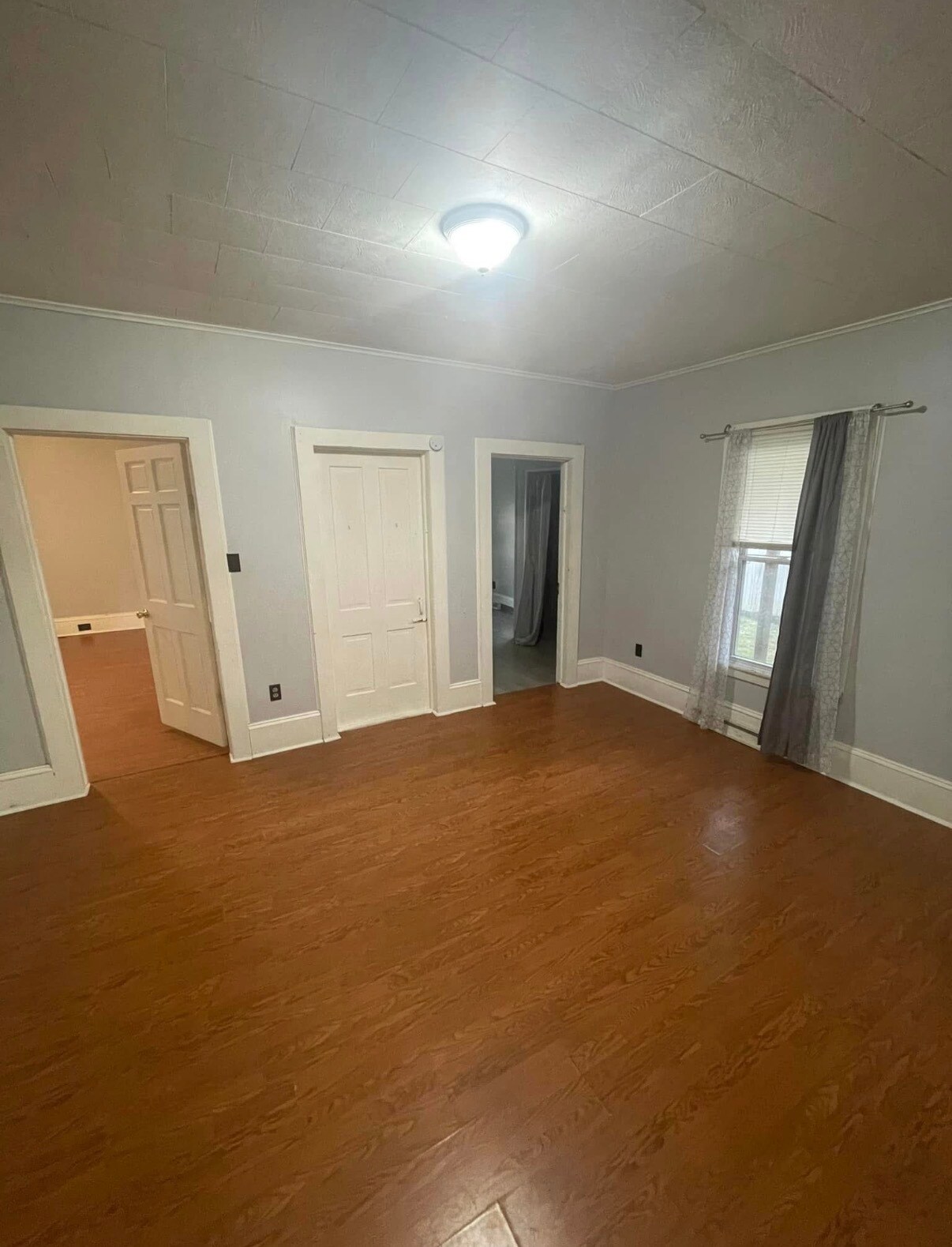 Building Photo - 347 Euclid Ave