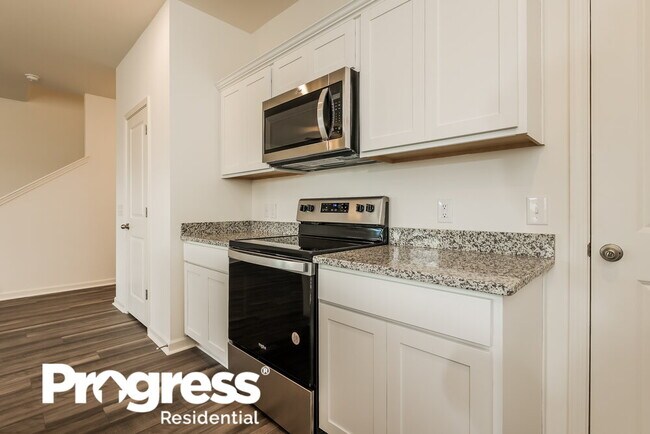 Building Photo - 820 Hydra Ln