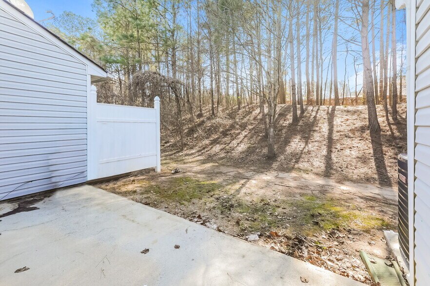 Building Photo - 3904 Waldrop Ln