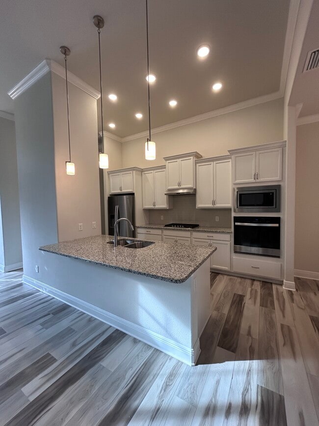 Building Photo - 203 W Mickey Mantle Path