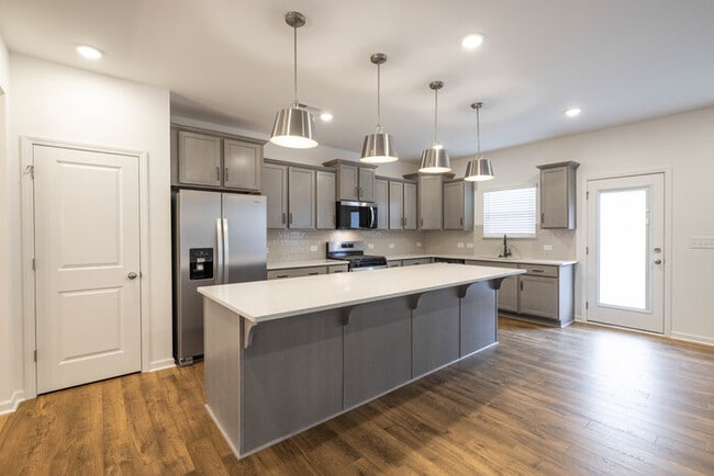 Building Photo - BRAND NEW 3 Bedroom Home - Stonebridge Fairways - Available NOW