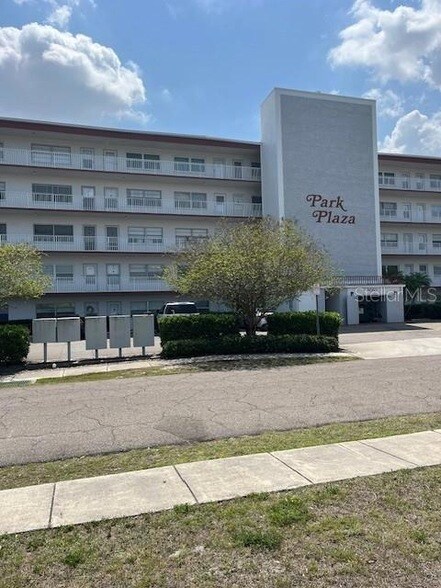 Building Photo - 5060 76th Ave N