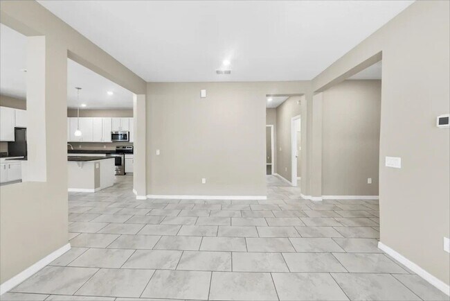 Building Photo - 14237 Seranoa Dr