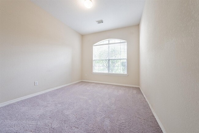 Building Photo - 13727 Charterhouse Way
