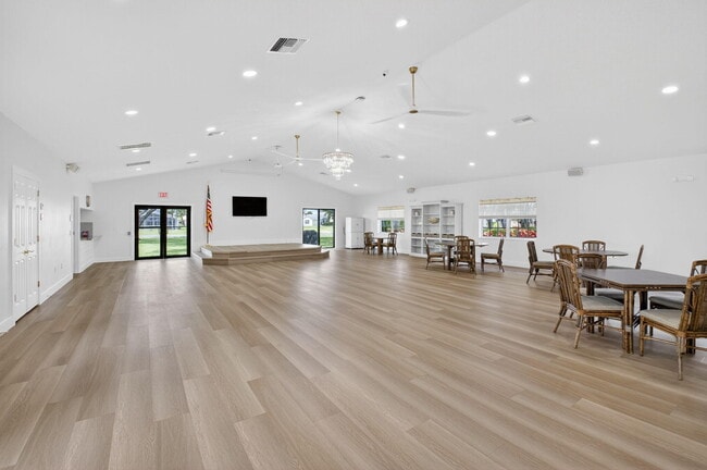 Building Photo - 7558 Ironbridge Cir