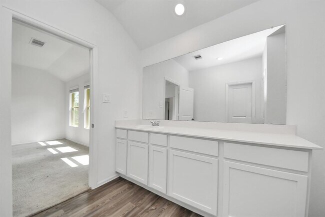 Building Photo - 1351 Antigua Dr