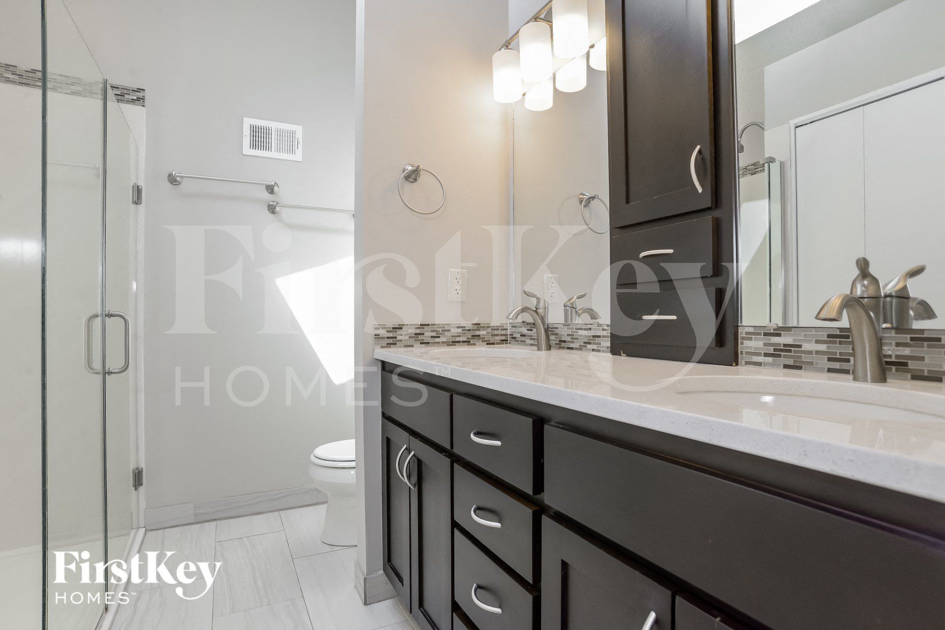 Building Photo - 8530 Alden Ln