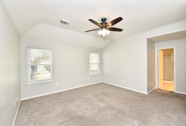 Building Photo - 31106 Pine Bay St