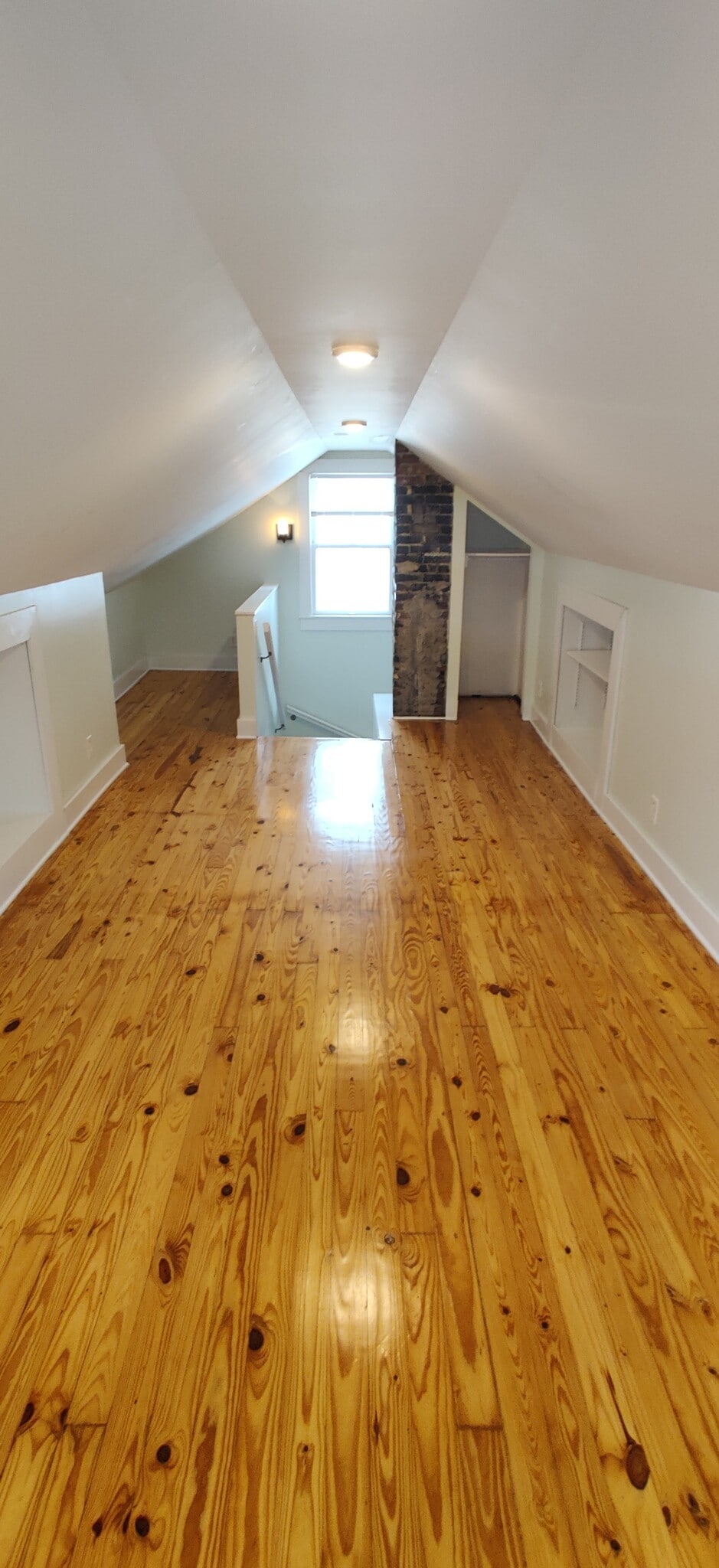 Building Photo - 306 53rd Ave N