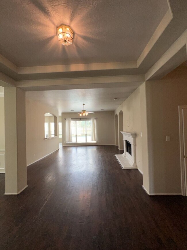 Building Photo - 24802 Jillian Way Ct