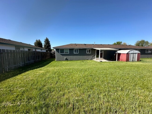 Building Photo - 6209 Onyx Ave