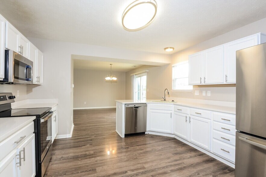 Building Photo - 508 Grassy Bend Dr