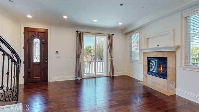 Building Photo - 1102 Slauson Ln