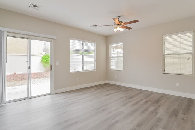 Building Photo - 6556 La Placita Ave