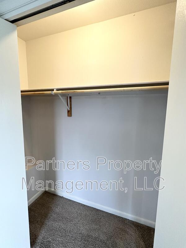 Building Photo - 14171 Wolf Dr