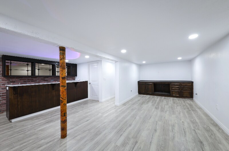 Building Photo - 501 Magnolia Ave