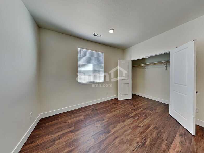 Building Photo - 9471 W Bowie Ct