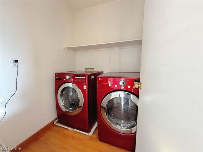 Building Photo - 5386 Walcott Dr