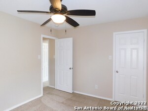 Building Photo - 10386 Oakwood Crest