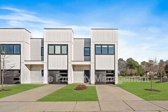 Building Photo - 41 N Laird Dr
