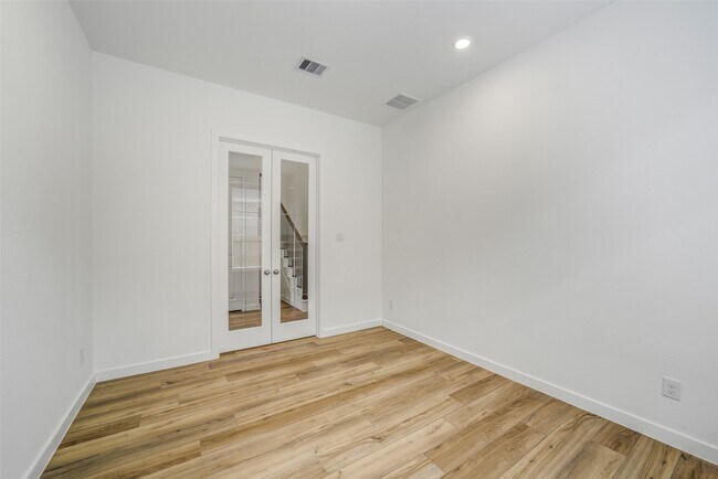 Building Photo - 31111 Marlow Mnr Ct