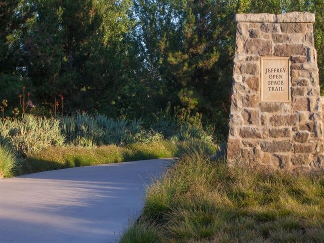 Building Photo - 90 Rose Arch