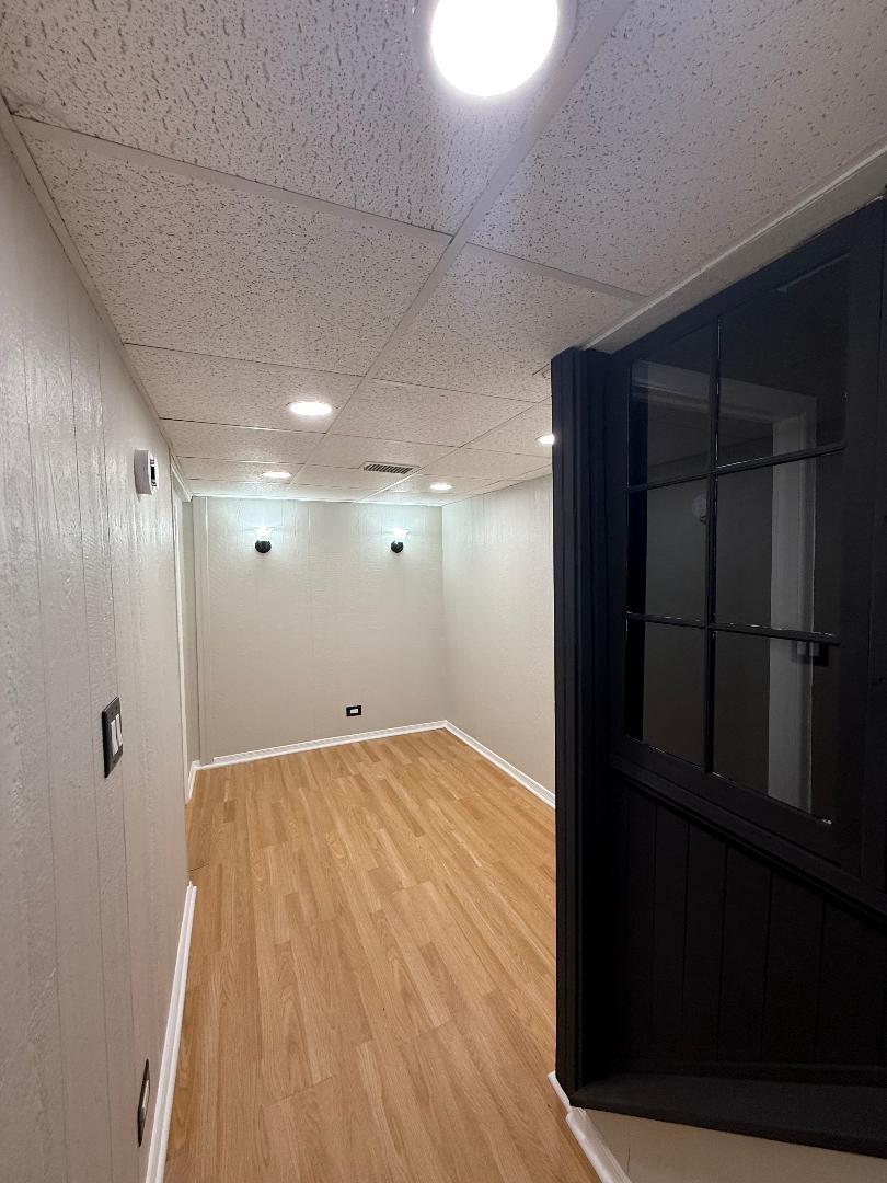 Building Photo - 4523 N Keokuk Ave