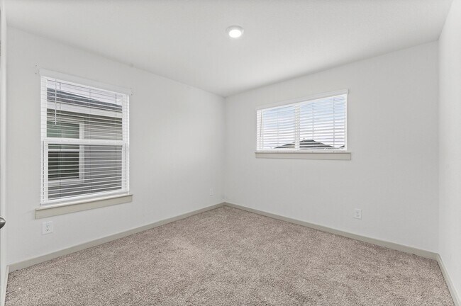 Building Photo - 3008 Maughan Hts Trl