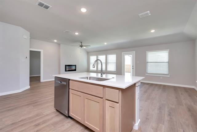 Building Photo - 2657 Keokuk St