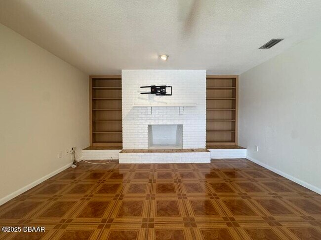 Building Photo - 4350 Candlewood Ln