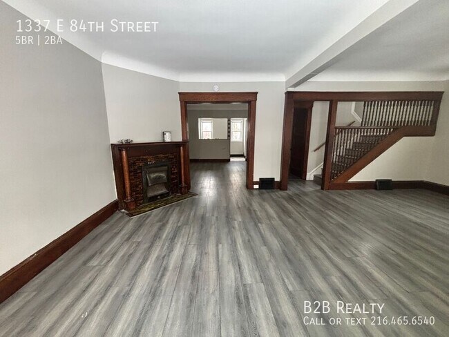 Building Photo - 1337 E 84th St