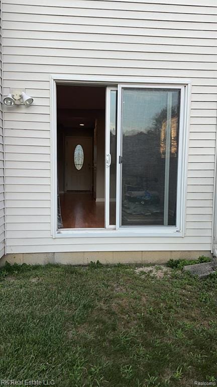Building Photo - 2824 Roundtree Dr