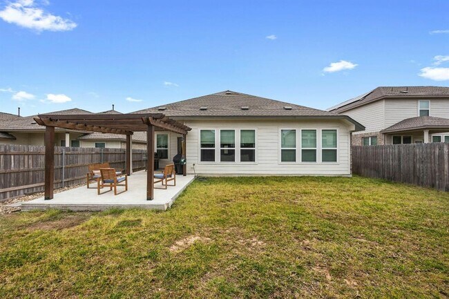 Building Photo - 166 Coronella Dr