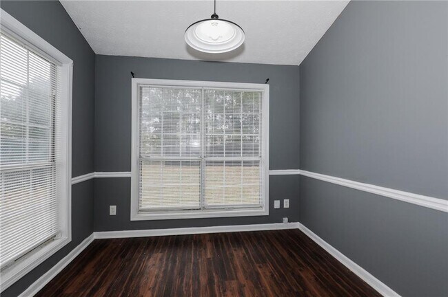 Building Photo - 2133 Hickory Bend SE