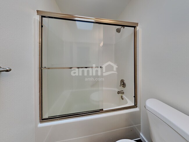 Building Photo - 18312 97th Ave E