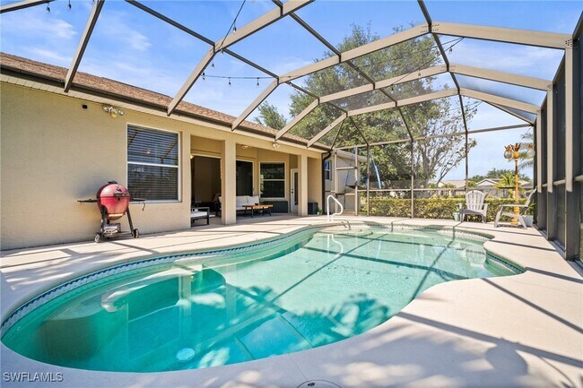 Building Photo - 8809 Maple Glen Cir