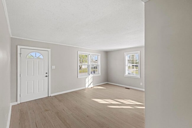 Building Photo - 337-339-339 Starling St