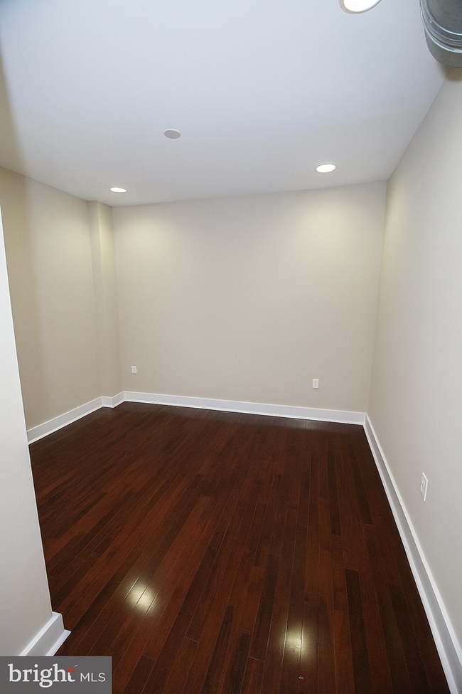 Building Photo - 1511 Mifflin St