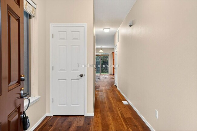 Building Photo - 1509 SW 175th Ave