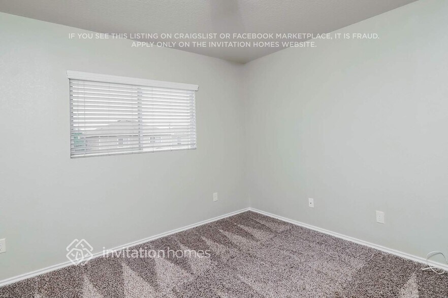 Building Photo - 9226 Pacific Maple