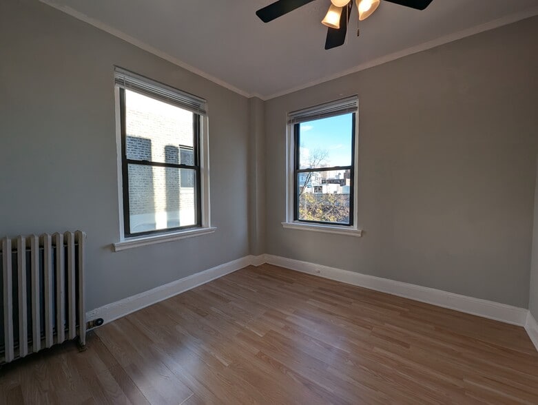 Building Photo - 3835 N Fremont St